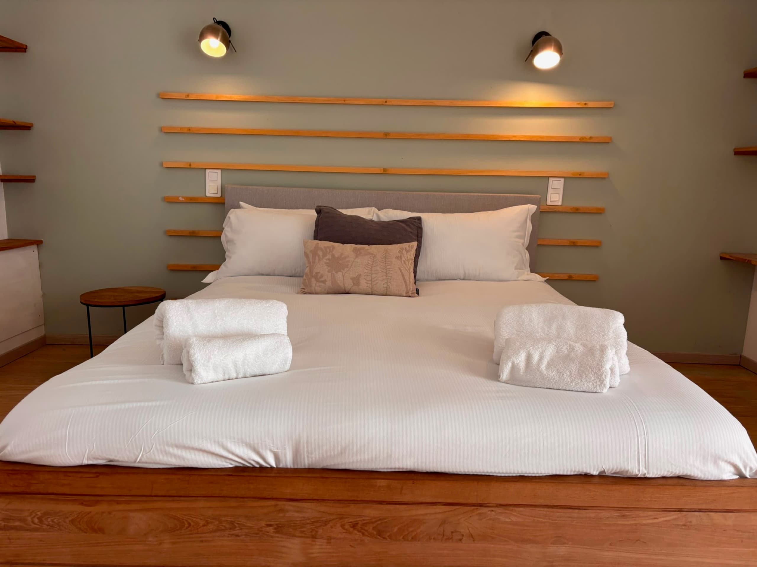 Détail de la chambre du rez-de-jardin
